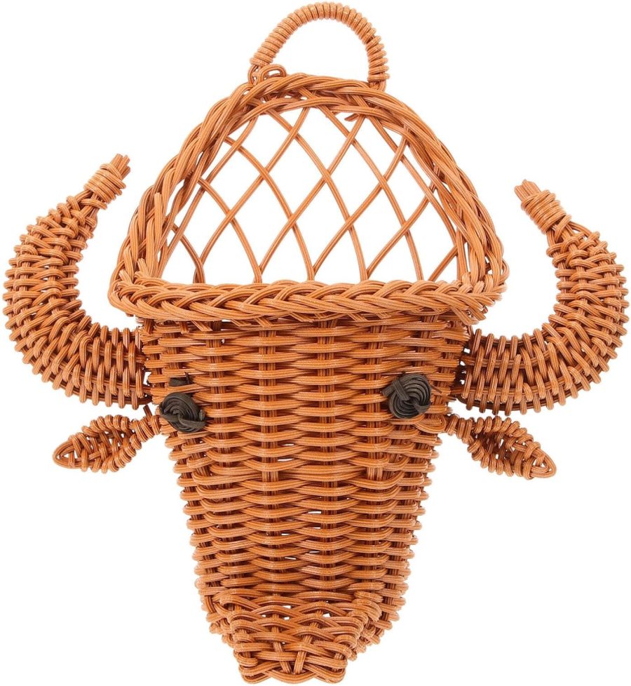 Hanging Woven Storage Basket Cow Design Wall Mounted Flower Planter Rattan Wall Plant Holder Farmhouse Egg Holder Basket for Garlic Fruit